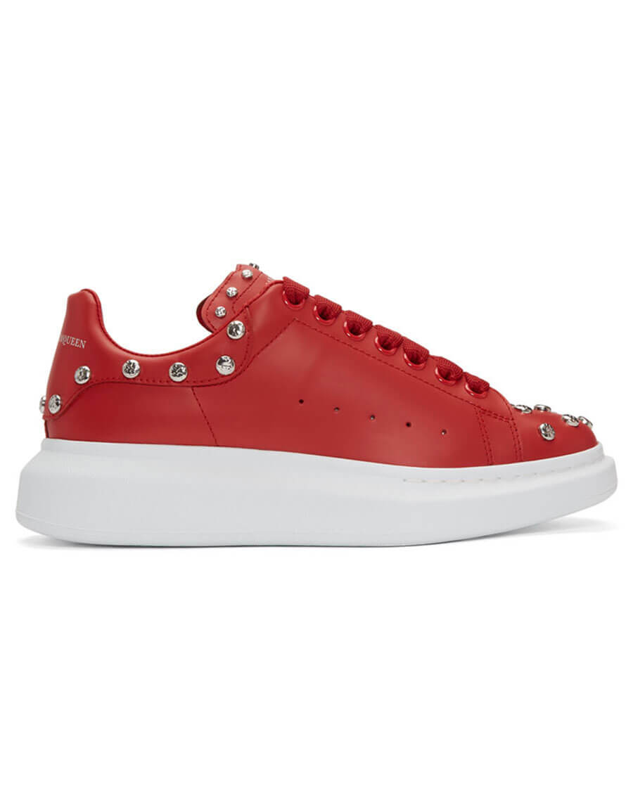 ALEXANDER MCQUEEN Red Studded Oversized Sneakers · VERGLE